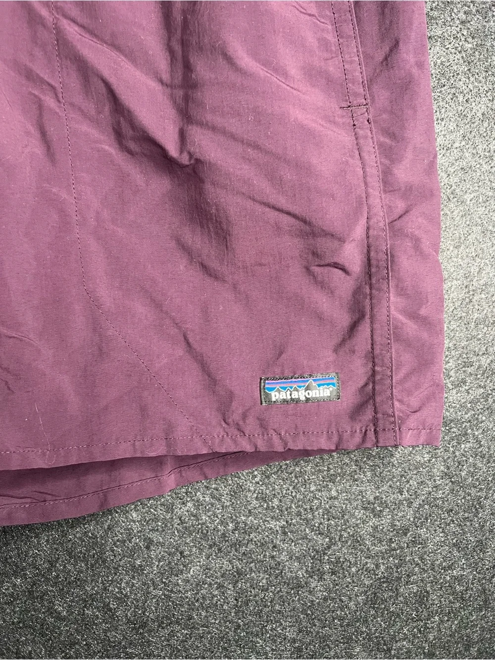 Patagonia Shorts Mens XL Purple Plum Baggies Swim Trunk Mesh Lined Hiking Beach